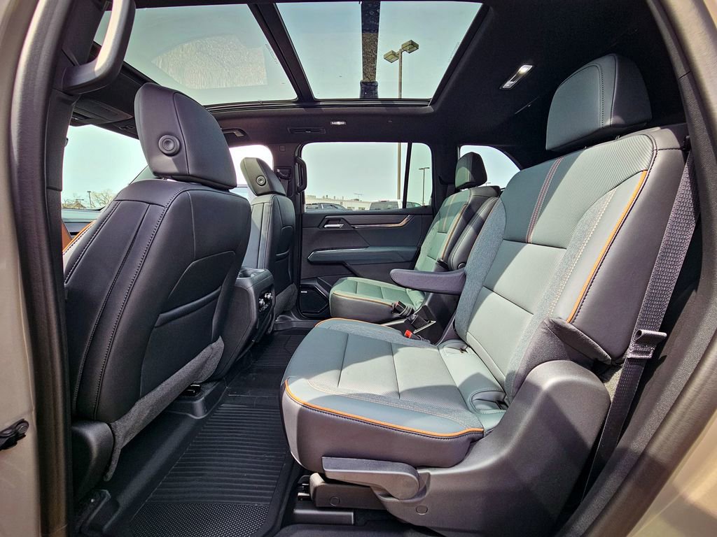New 2026 GMC Acadia AT4 image 35
