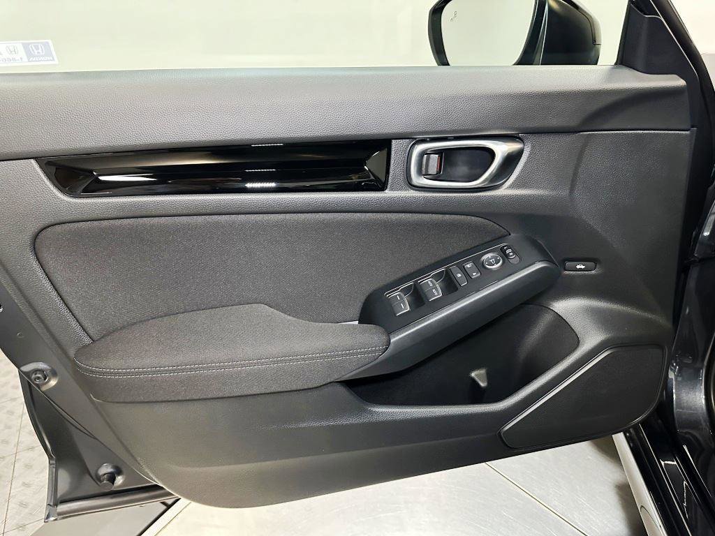 New 2026 Honda Civic FWD Hybrid Sedan image 11