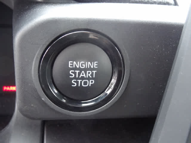 Used 2025 Toyota Tacoma SR5 AWD/4WD image 20