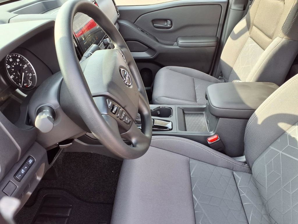 New 2026 Nissan Frontier 2WD Crew Cab image 15