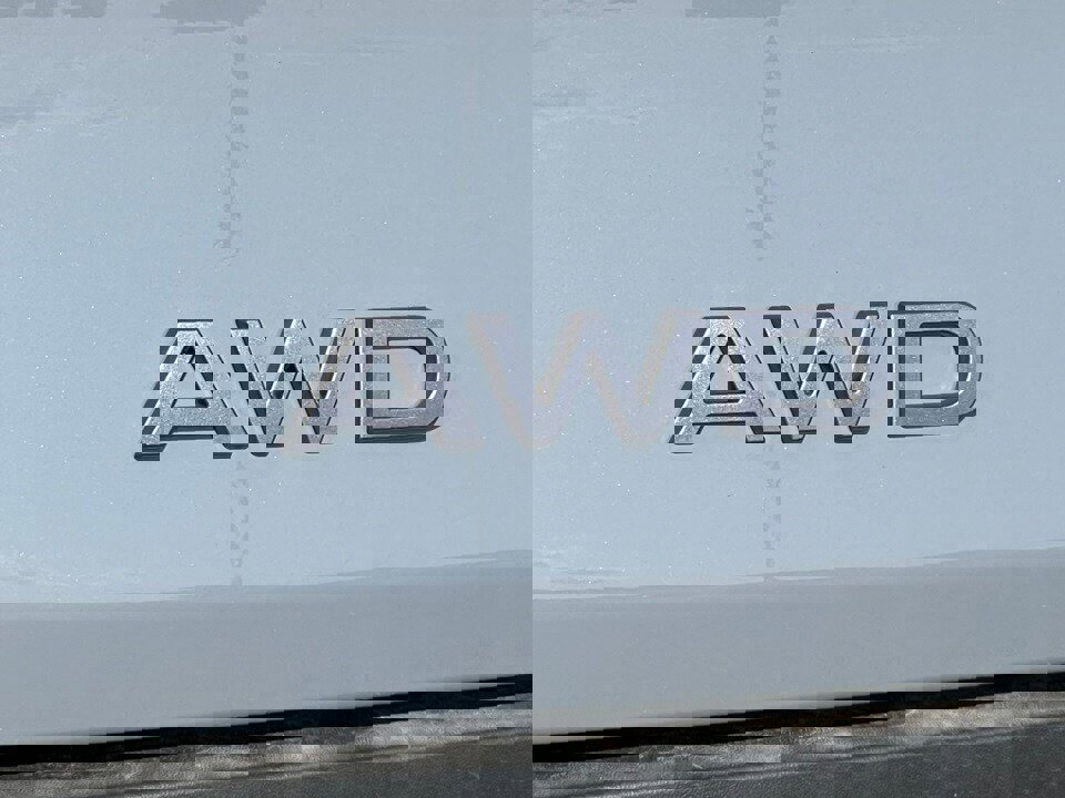 New 2025 Nissan Murano SL image 2