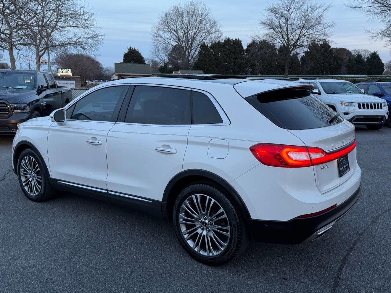 Used 2016 Lincoln MKX Reserve w/ Technology Package image 5