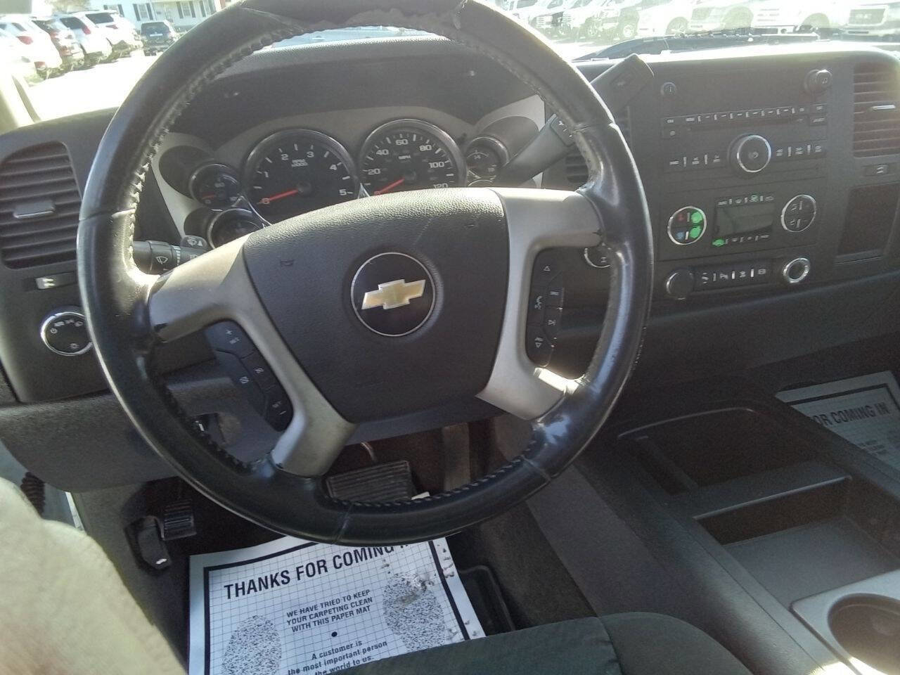 Used 2011 Chevrolet Silverado 2500 LT w/ Interior Plus Package image 10