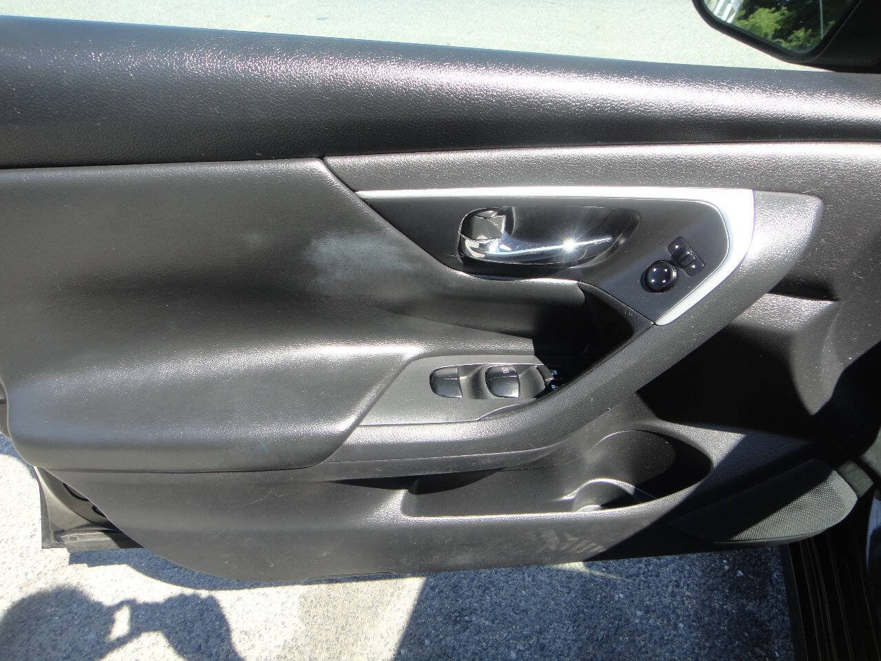 Used 2018 Nissan Altima 2.5 SV FWD image 8