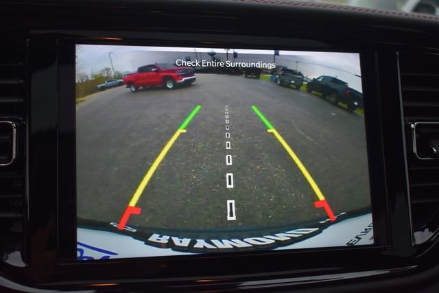 Used 2025 Dodge Durango GT AWD/4WD image 36