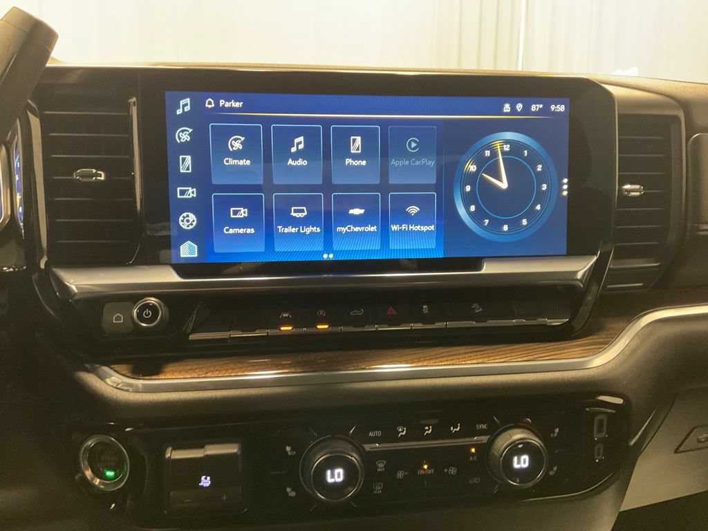 Used 2023 Chevrolet Silverado 1500 LT AWD/4WD image 15