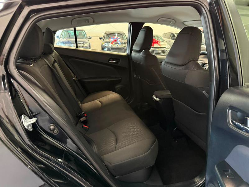 Used 2022 Toyota Prius LE FWD image 20