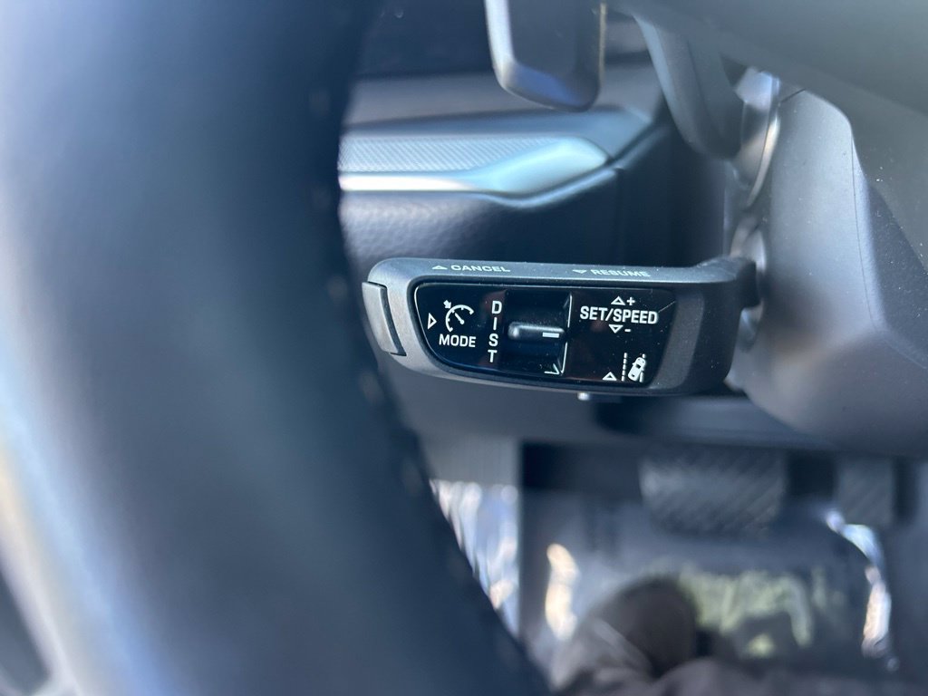 Used 2025 Porsche Cayenne AWD/4WD image 48