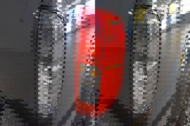 Used 2016 Nissan Frontier Desert Runner image 12