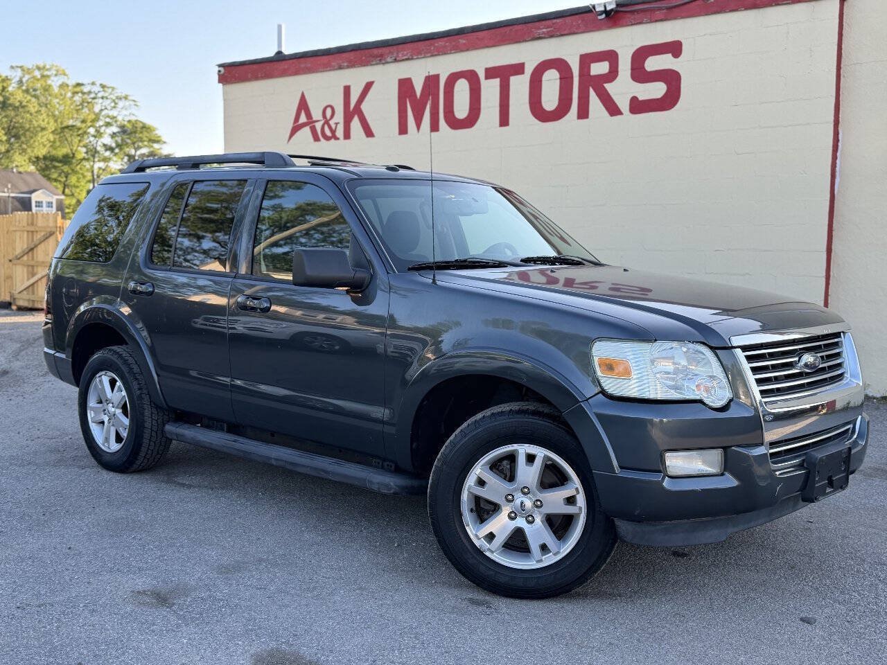 Used 2010 Ford Explorer XLT