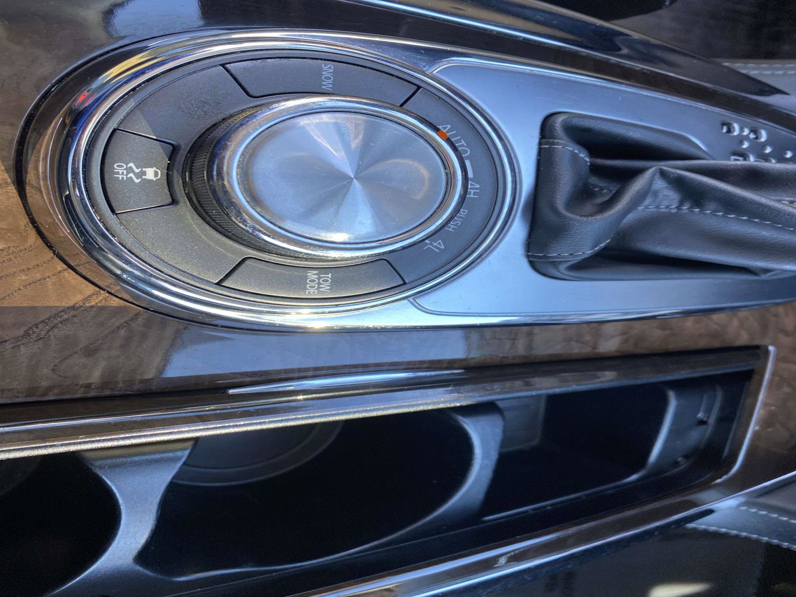 Used 2019 INFINITI QX80 Luxe w/ Proactive Package AWD/4WD image 16