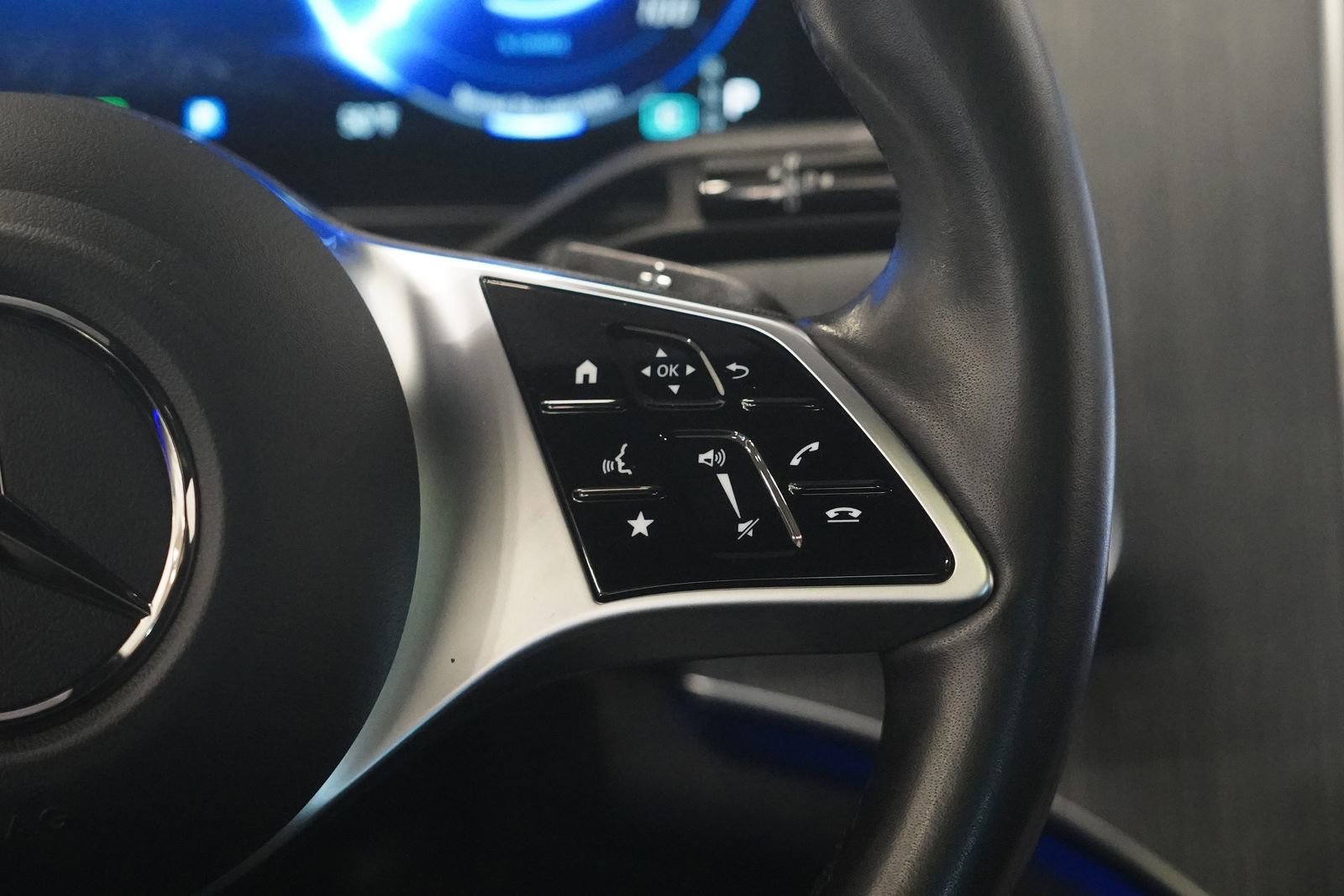 Certified 2023 Mercedes-Benz EQE 350+ 4MATIC Sedan image 18