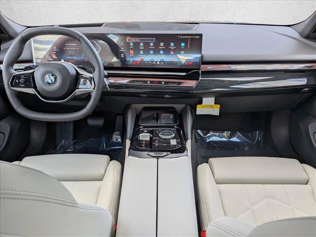 New 2026 BMW 540i xDrive AWD/4WD image 15