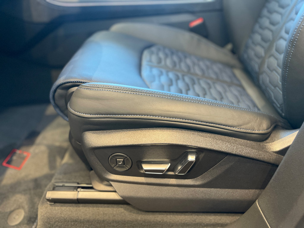 New 2026 Audi RS Q8 performance image 18