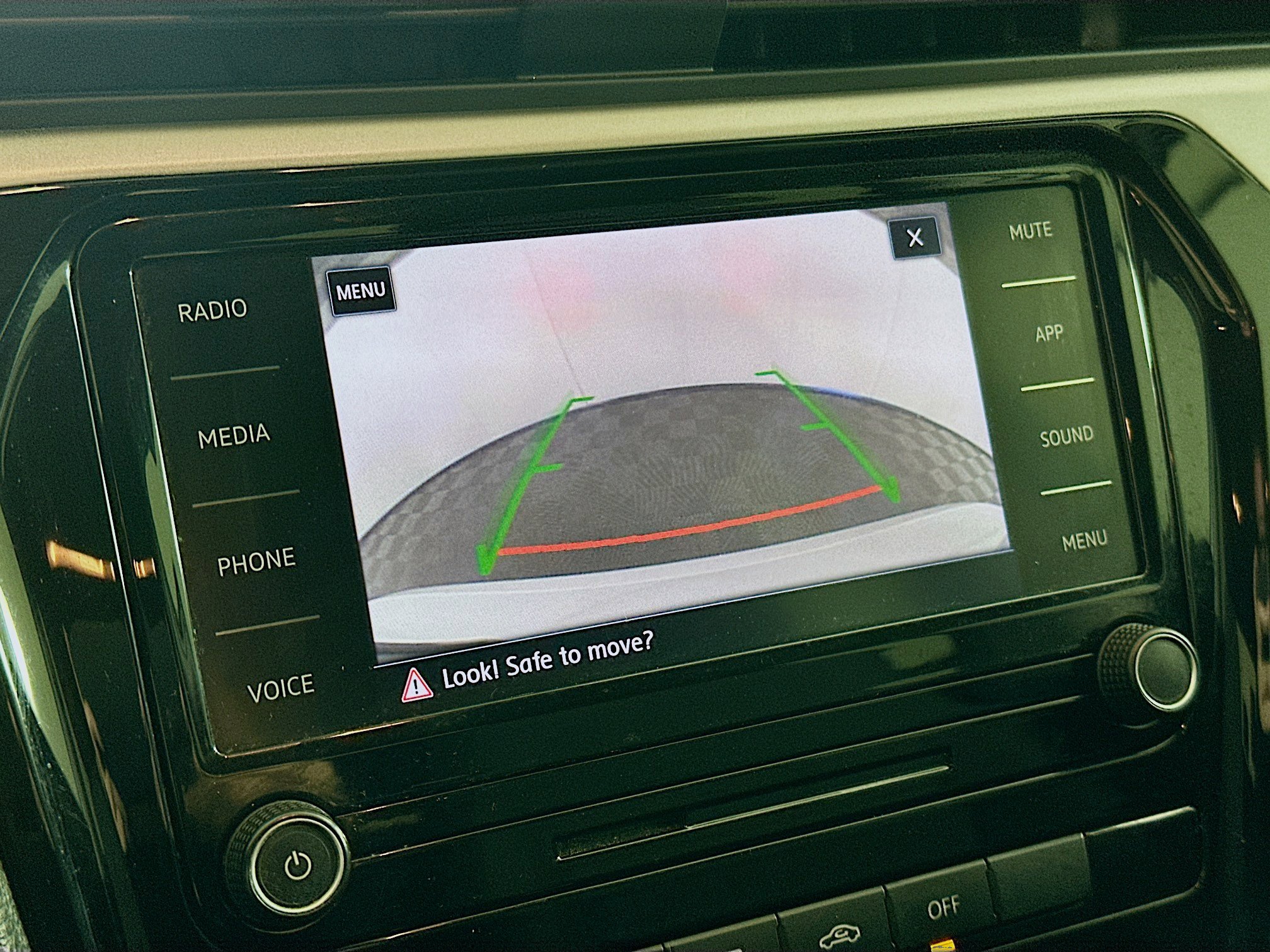 Used 2020 Volkswagen Passat 2.0T S image 22