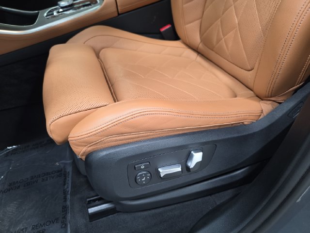 Certified 2024 BMW X5 xDrive40i w/ Premium Package AWD/4WD image 26