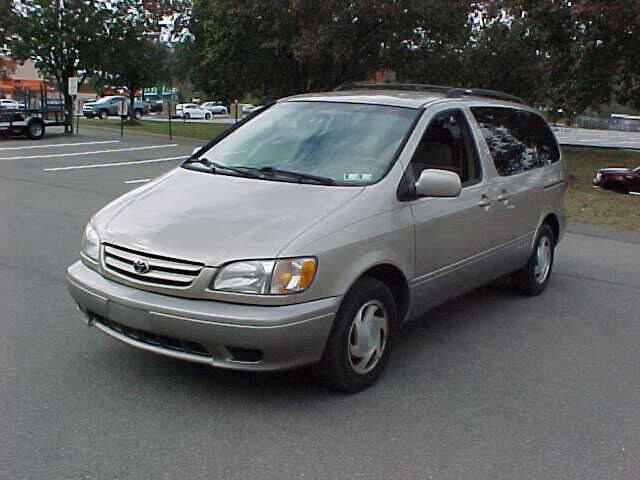 Used 2002 Toyota Sienna LE FWD image 4