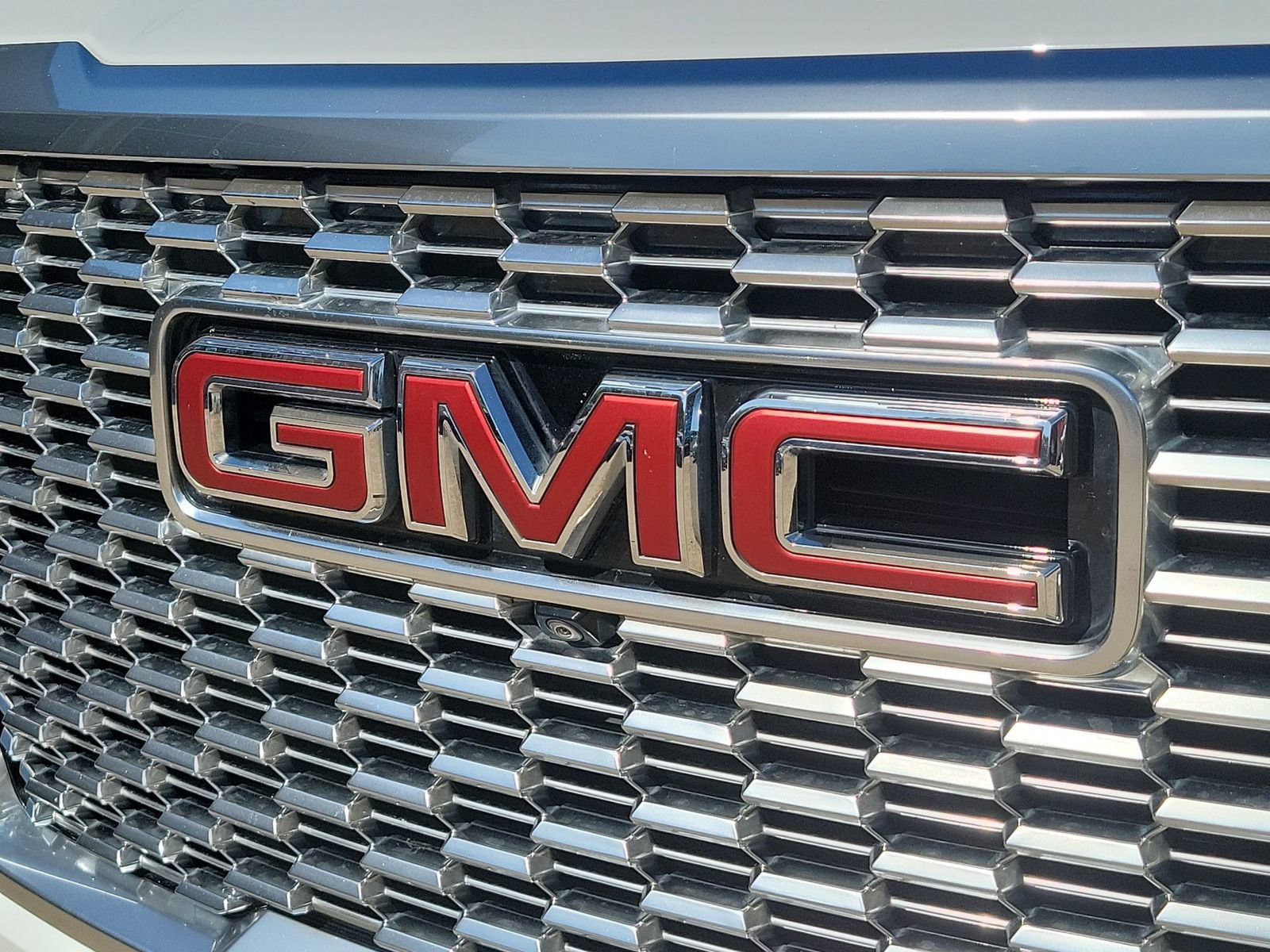 Used 2021 GMC Yukon Denali w/ Denali Premium Package RWD image 32