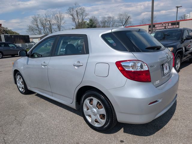 Used 2009 Toyota Matrix FWD image 4