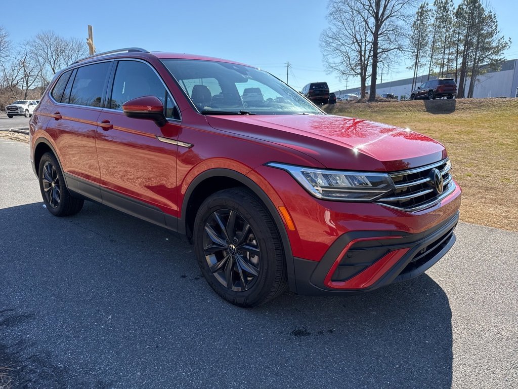 Used 2024 Volkswagen Tiguan Wolfsburg Edition image 4