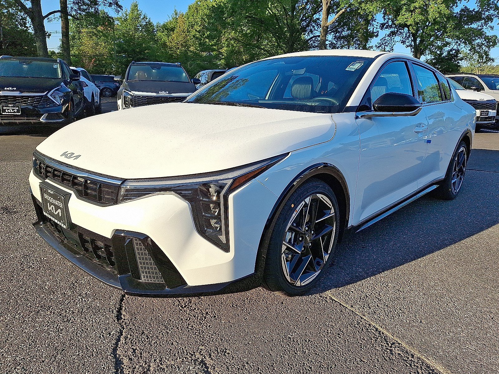 New 2025 Kia K4 GT-Line image 3