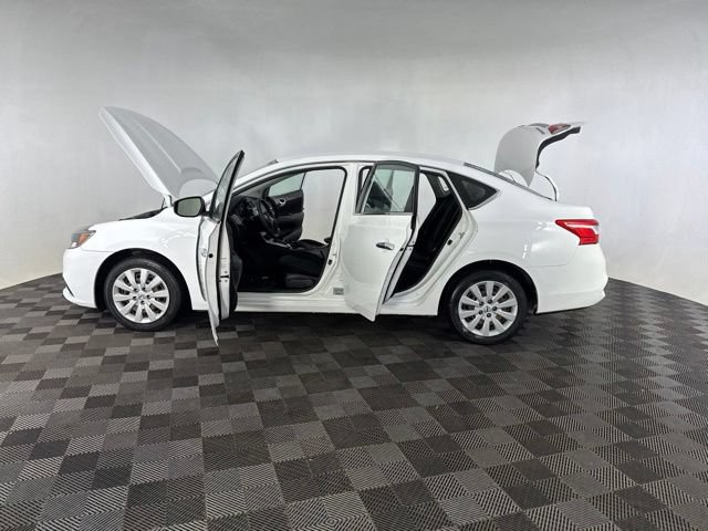 Used 2017 Nissan Sentra SV FWD image 11