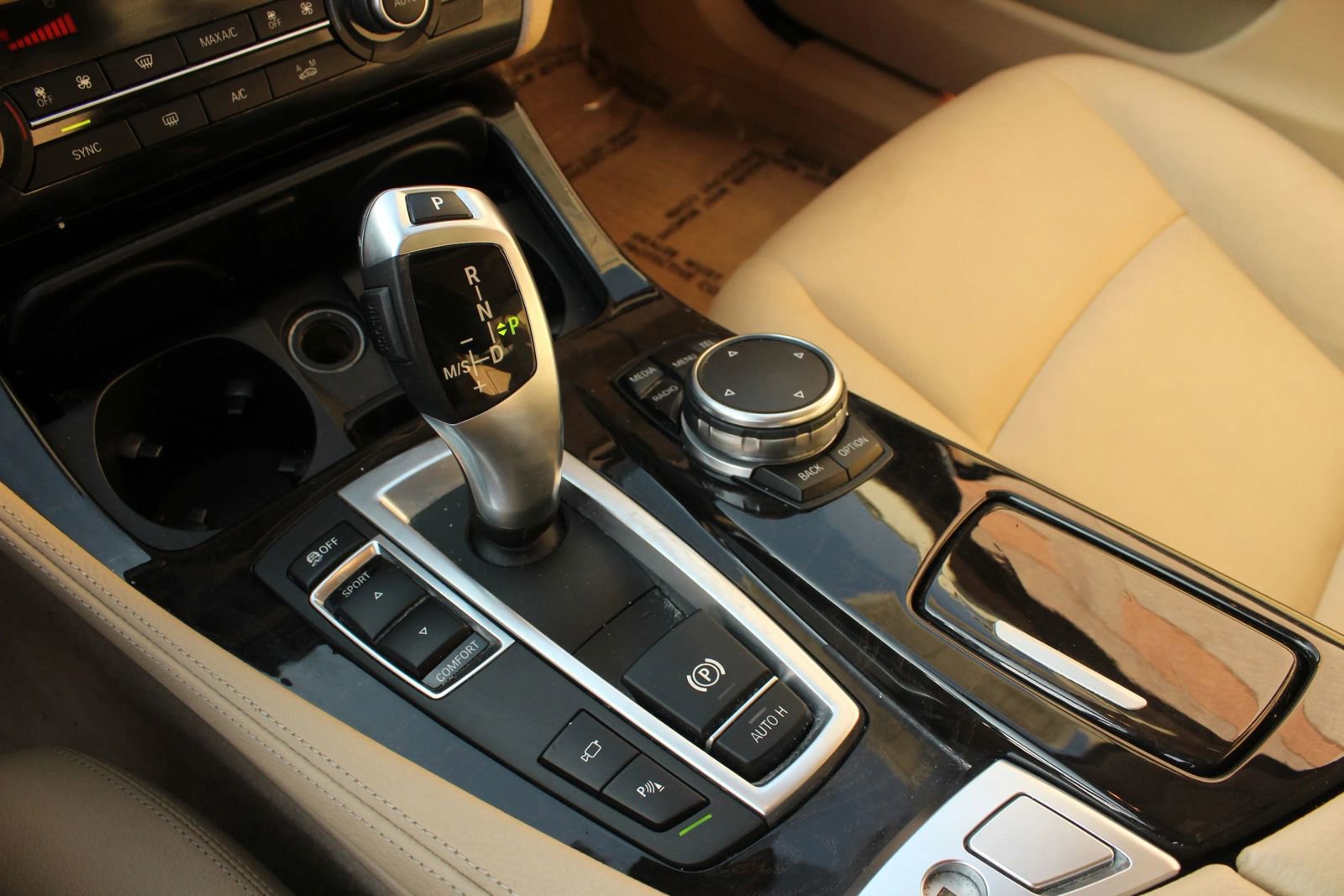 Used 2015 BMW 528i Sedan RWD image 31