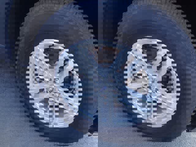 Used 2024 Ford Explorer XLT w/ Equipment Group 202A image 26