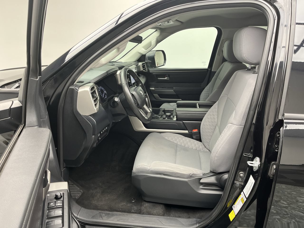 Used 2023 Toyota Tundra SR5 AWD/4WD video 3