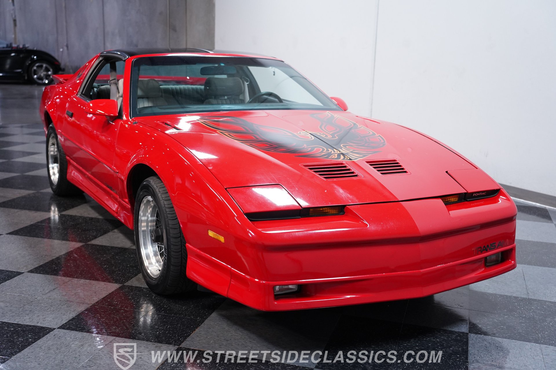 Used 1989 Pontiac Firebird Trans Am RWD image 14