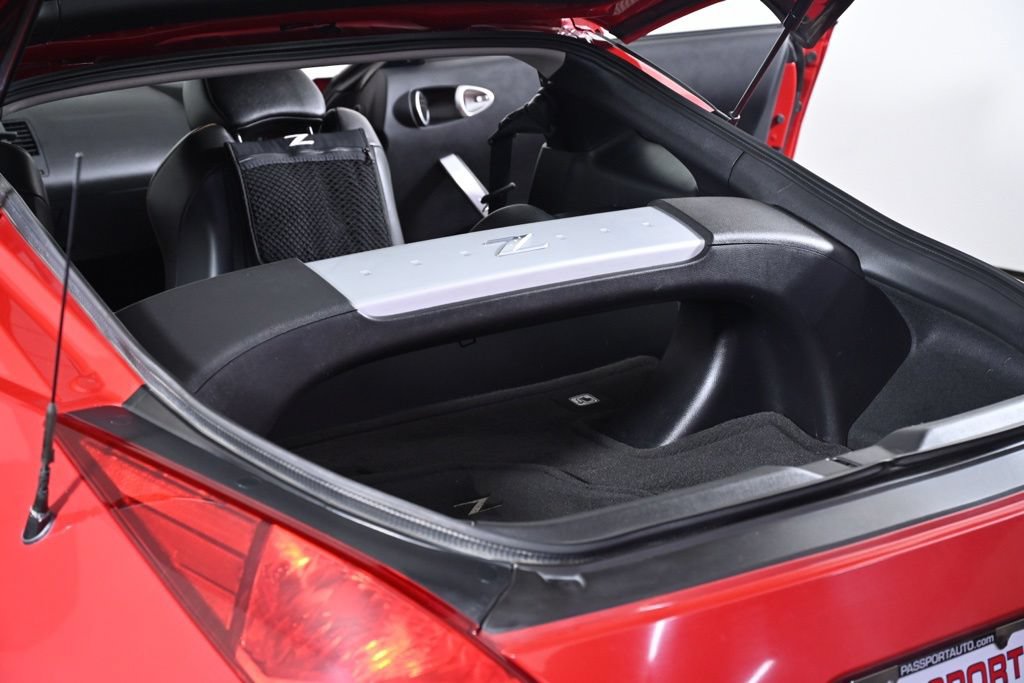 Used 2005 Nissan 350Z Touring w/ (N93) Cargo Convenience Pkg RWD image 36