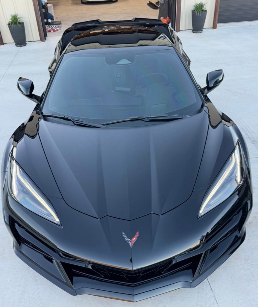 Used 2025 Chevrolet Corvette E-Ray w/ ZER Performance Package AWD/4WD image 3