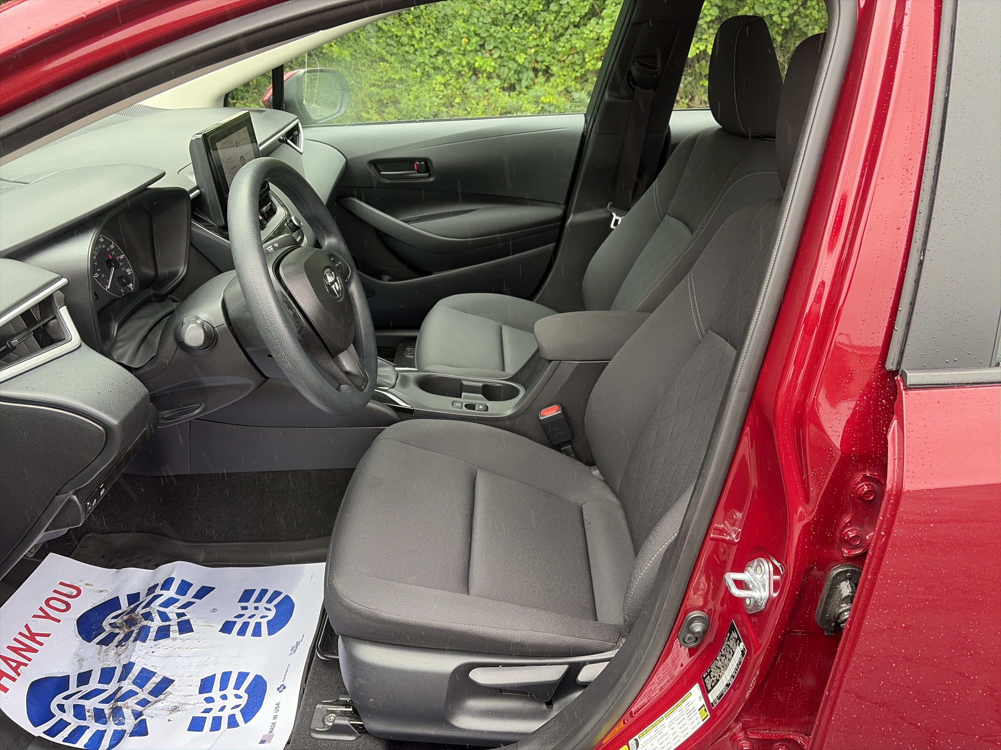 Used 2025 Toyota Corolla LE FWD image 15