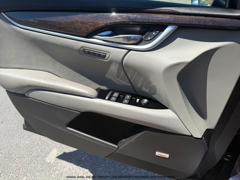 Used 2013 Cadillac XTS Premium FWD image 22