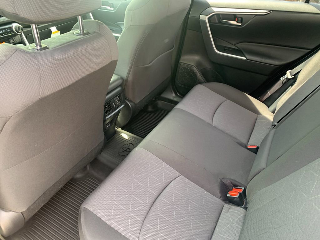 Used 2025 Toyota RAV4 XLE w/ Convenience Package image 14