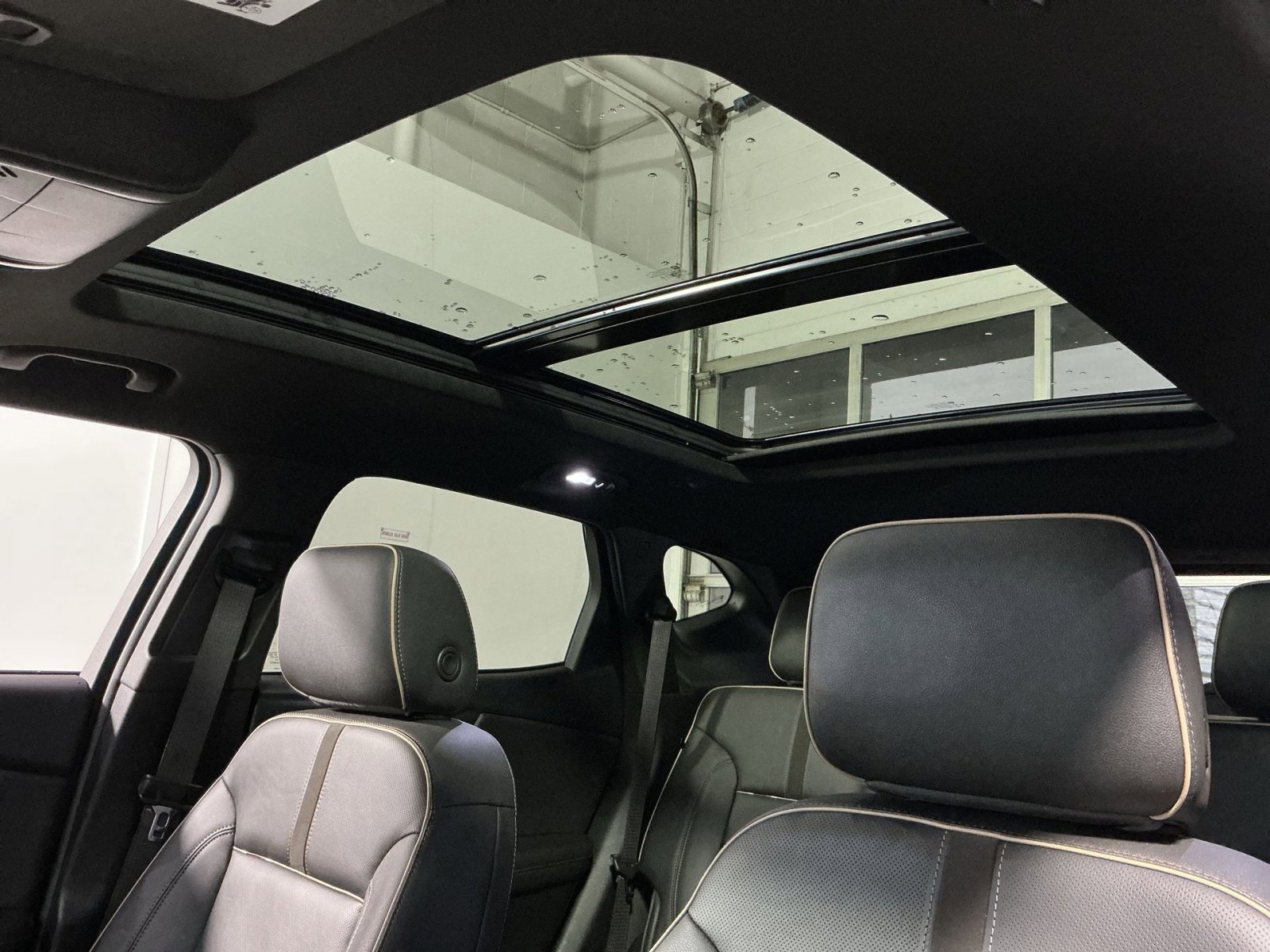 Used 2023 Chevrolet Blazer Premier w/ Driver Confidence II Package image 31