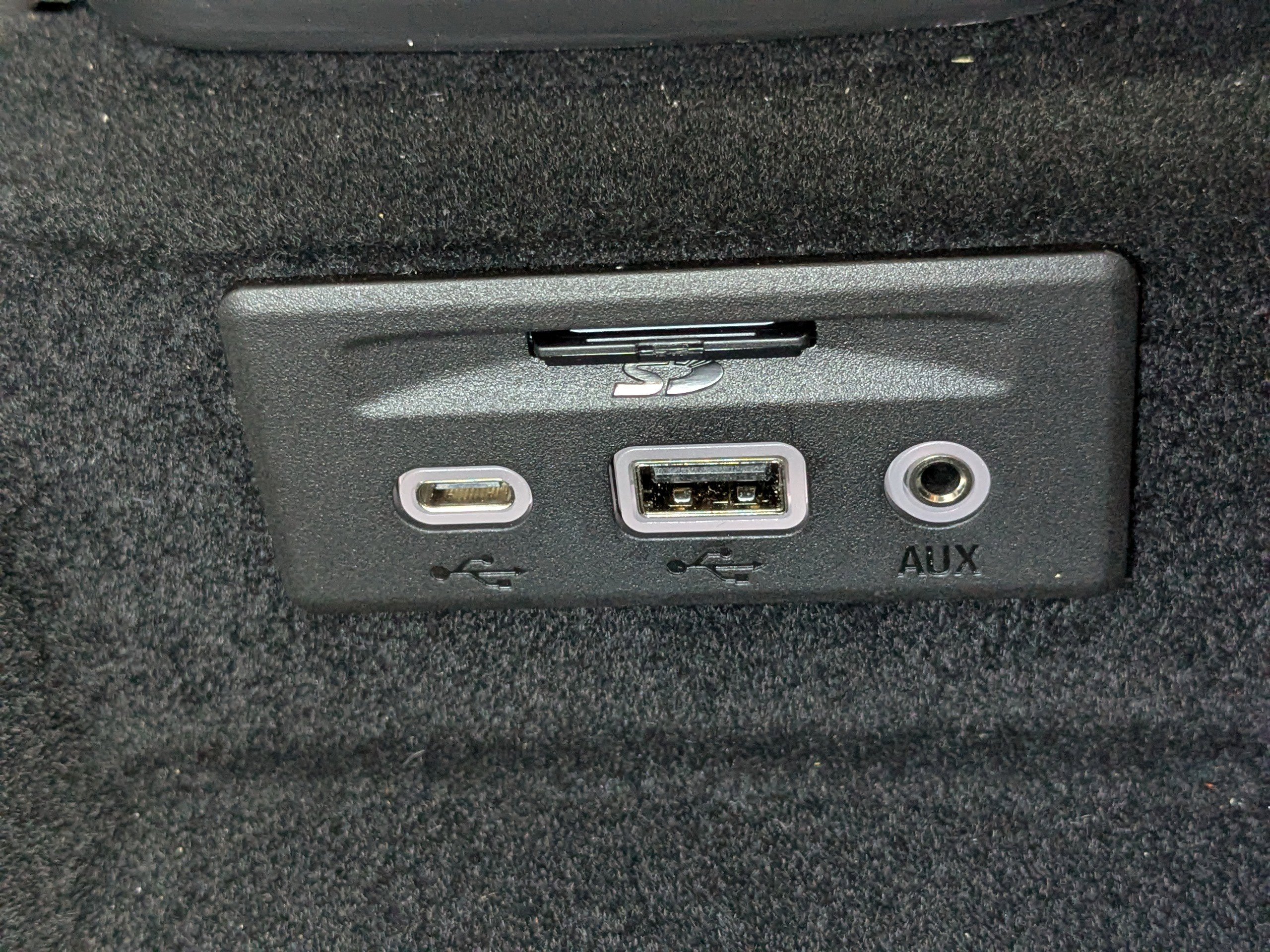 Used 2023 Chevrolet Corvette Stingray Preferred Cpe w/ 2LT image 28