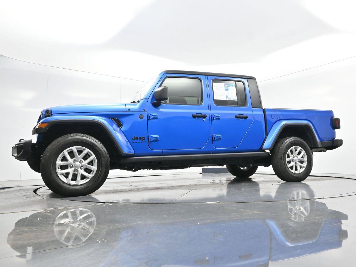 Used 2023 Jeep Gladiator Sport AWD/4WD image 43