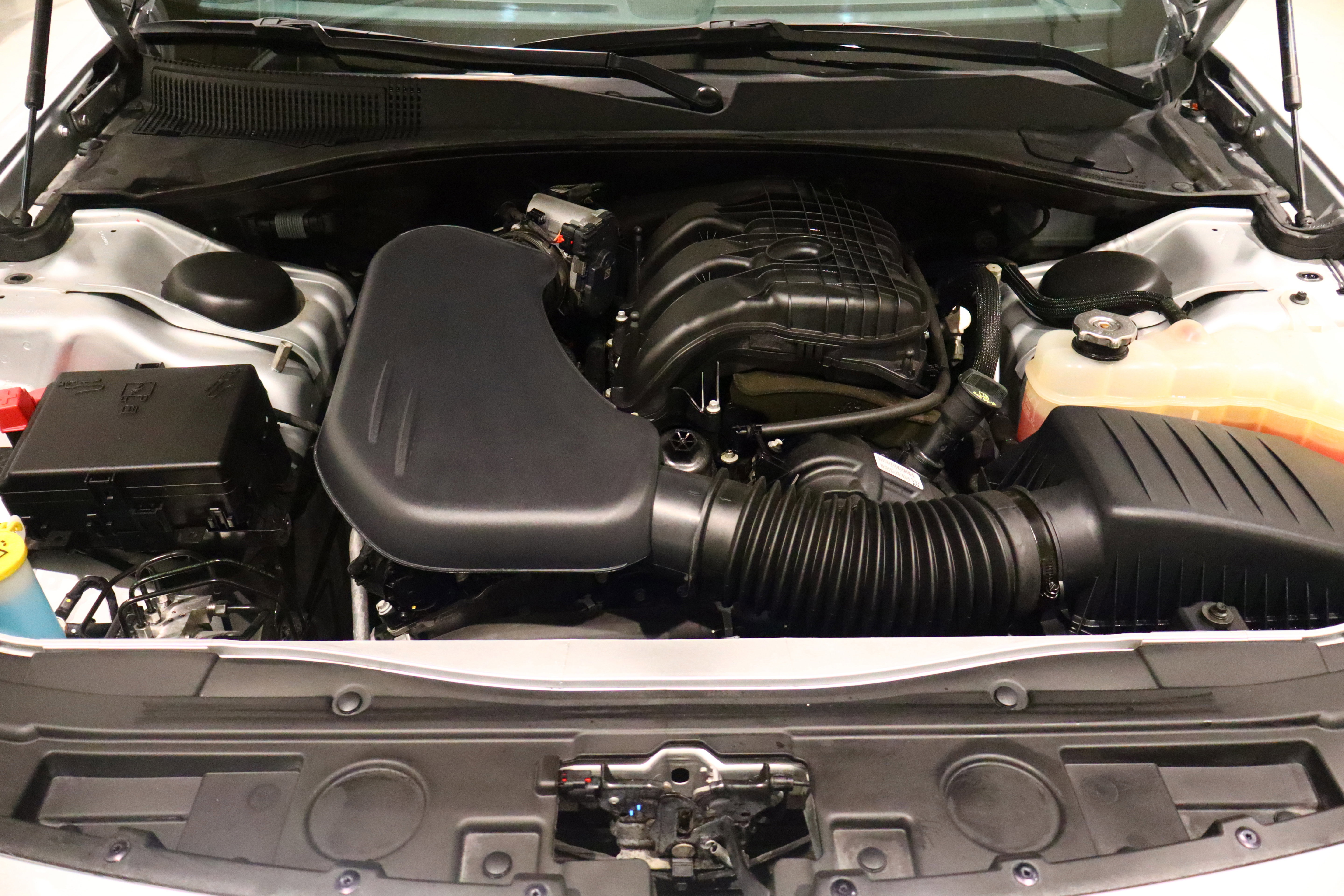 Used 2023 Chrysler 300 S image 9