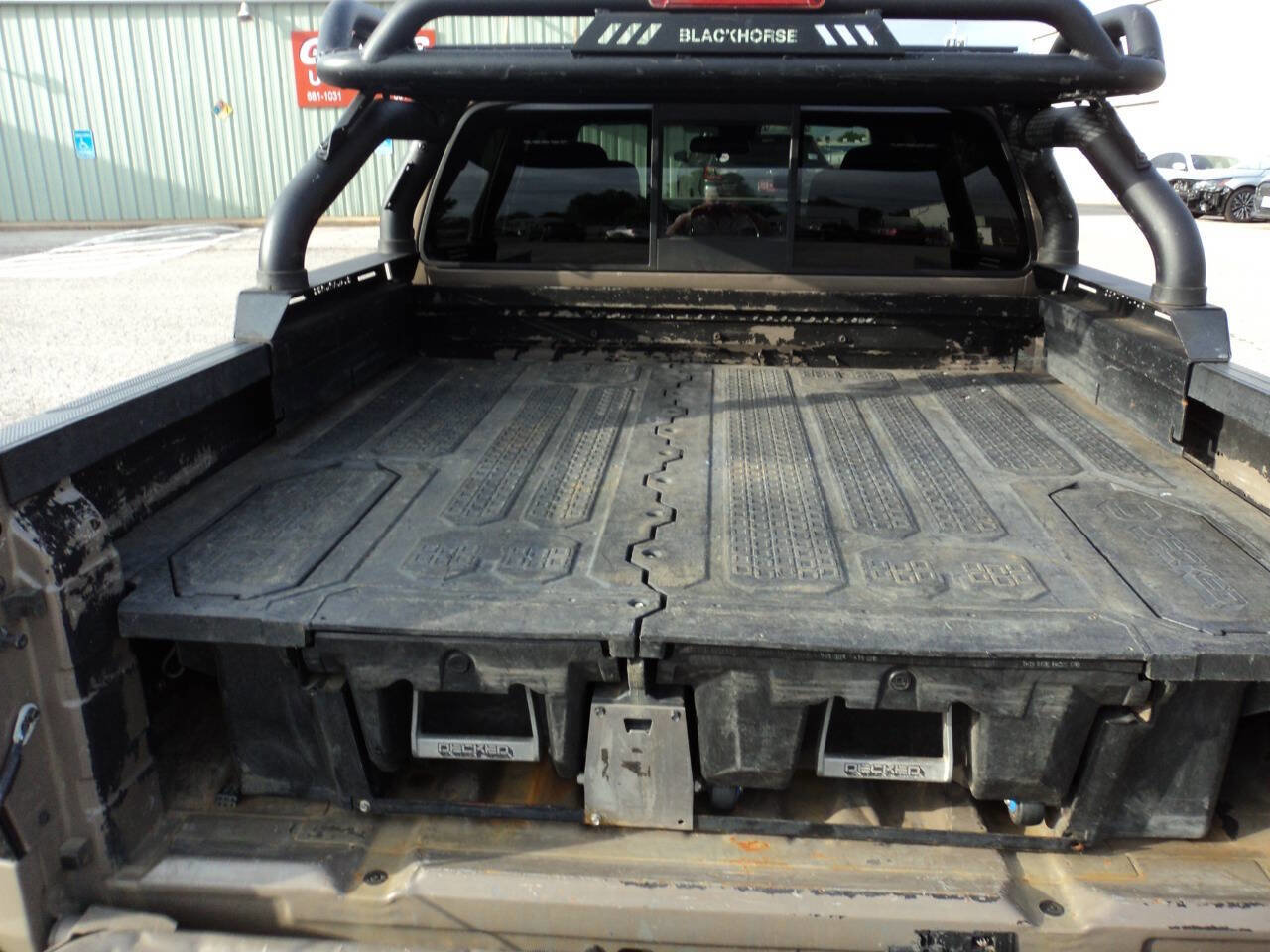 Used 2022 Nissan Frontier PRO-4X w/ Off-Road Protection Package AWD/4WD image 5