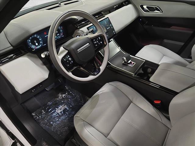 Used 2026 Land Rover Range Rover Velar Dynamic SE AWD/4WD image 16
