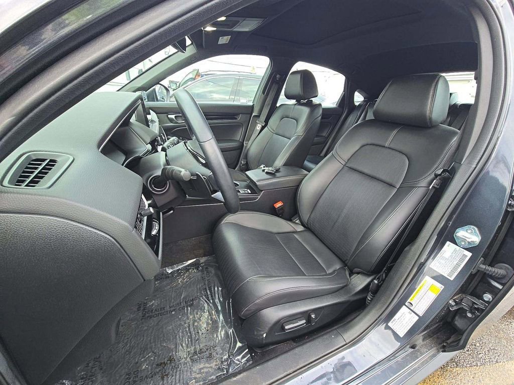 Used 2024 Honda Civic Sport Touring image 6