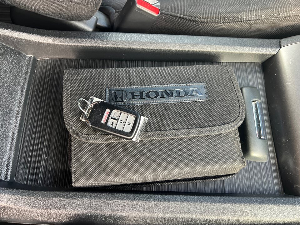 Certified 2022 Honda Pilot Sport image 34