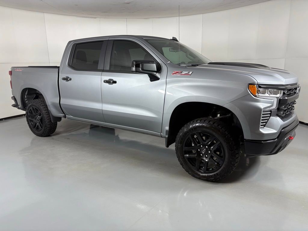 Used 2024 Chevrolet Silverado 1500 LT Trail Boss image 11