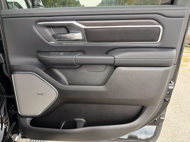 New 2027 RAM 1500 Laramie w/ Night Edition AWD/4WD image 26