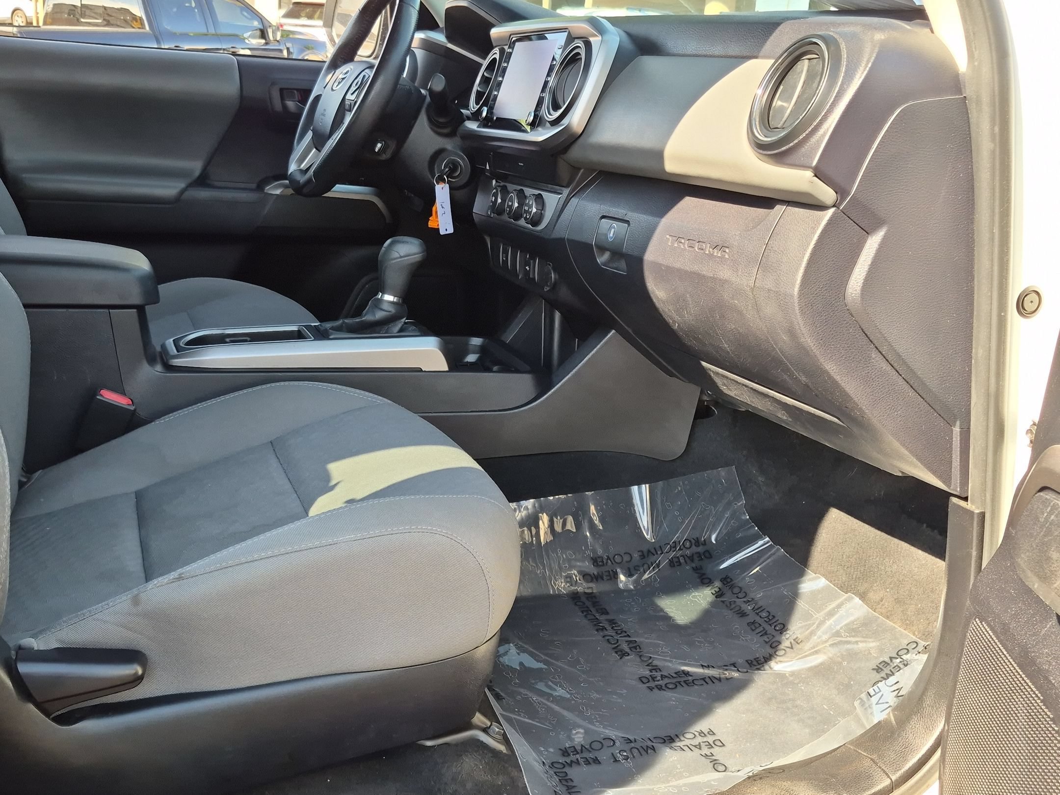 Used 2021 Toyota Tacoma SR5 RWD image 23