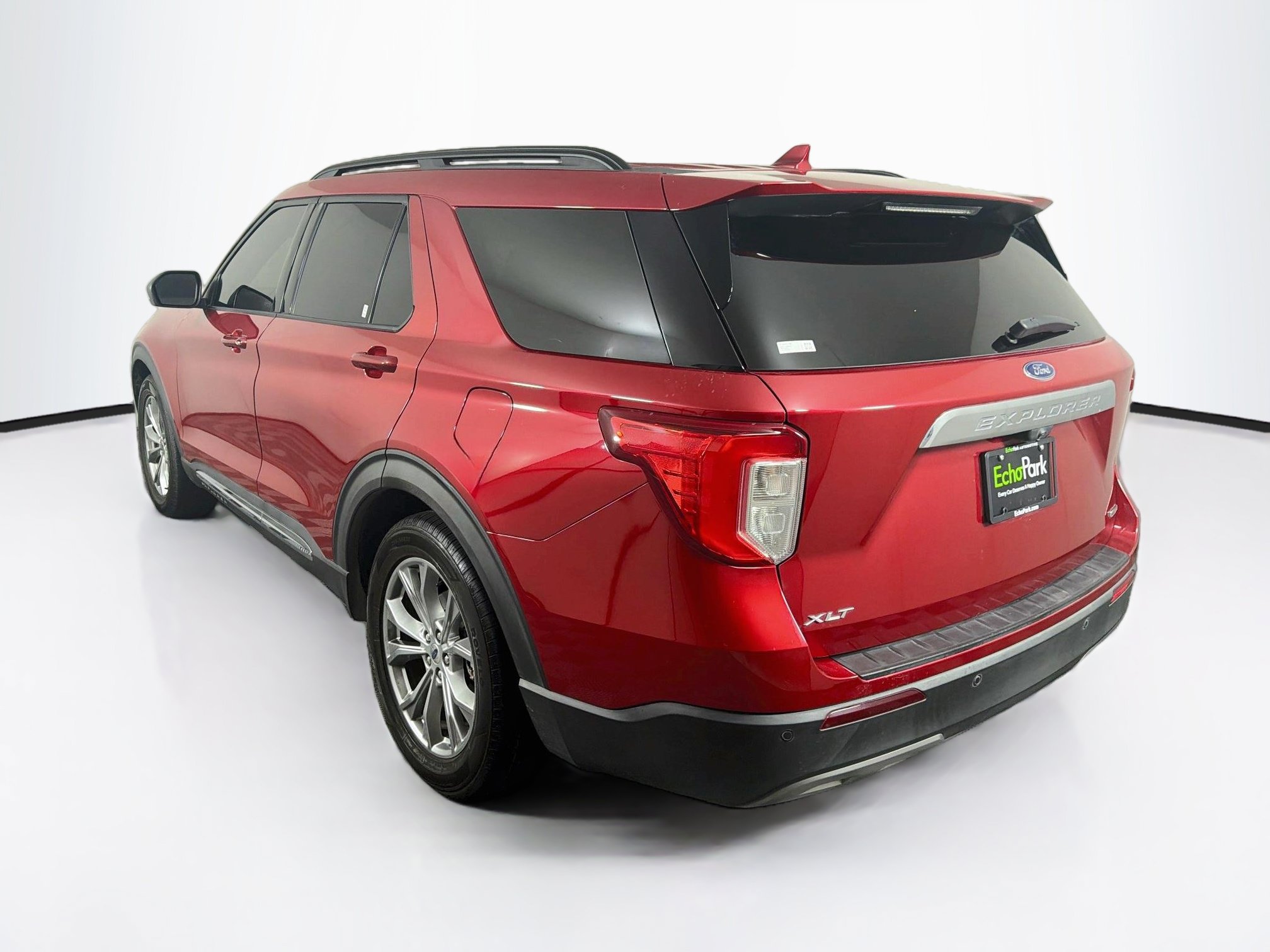 Used 2020 Ford Explorer XLT w/ Equipment Group 202A RWD image 5