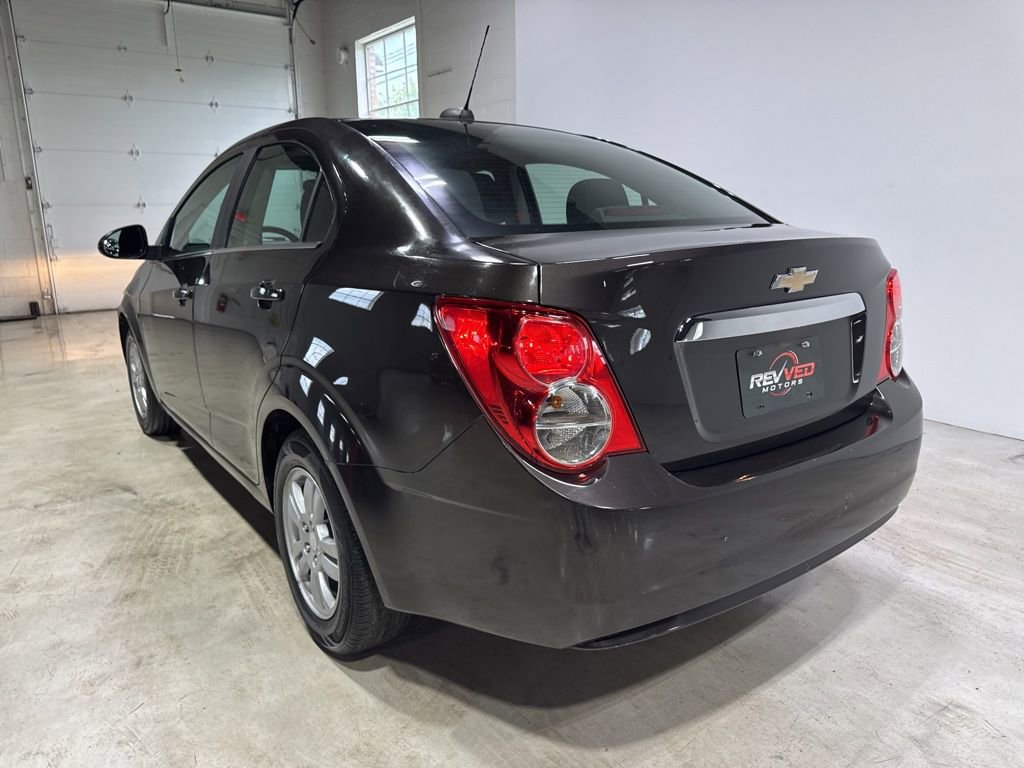 Used 2016 Chevrolet Sonic LT FWD image 4