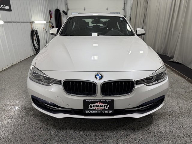 Used 2018 BMW 330i xDrive Sedan image 2