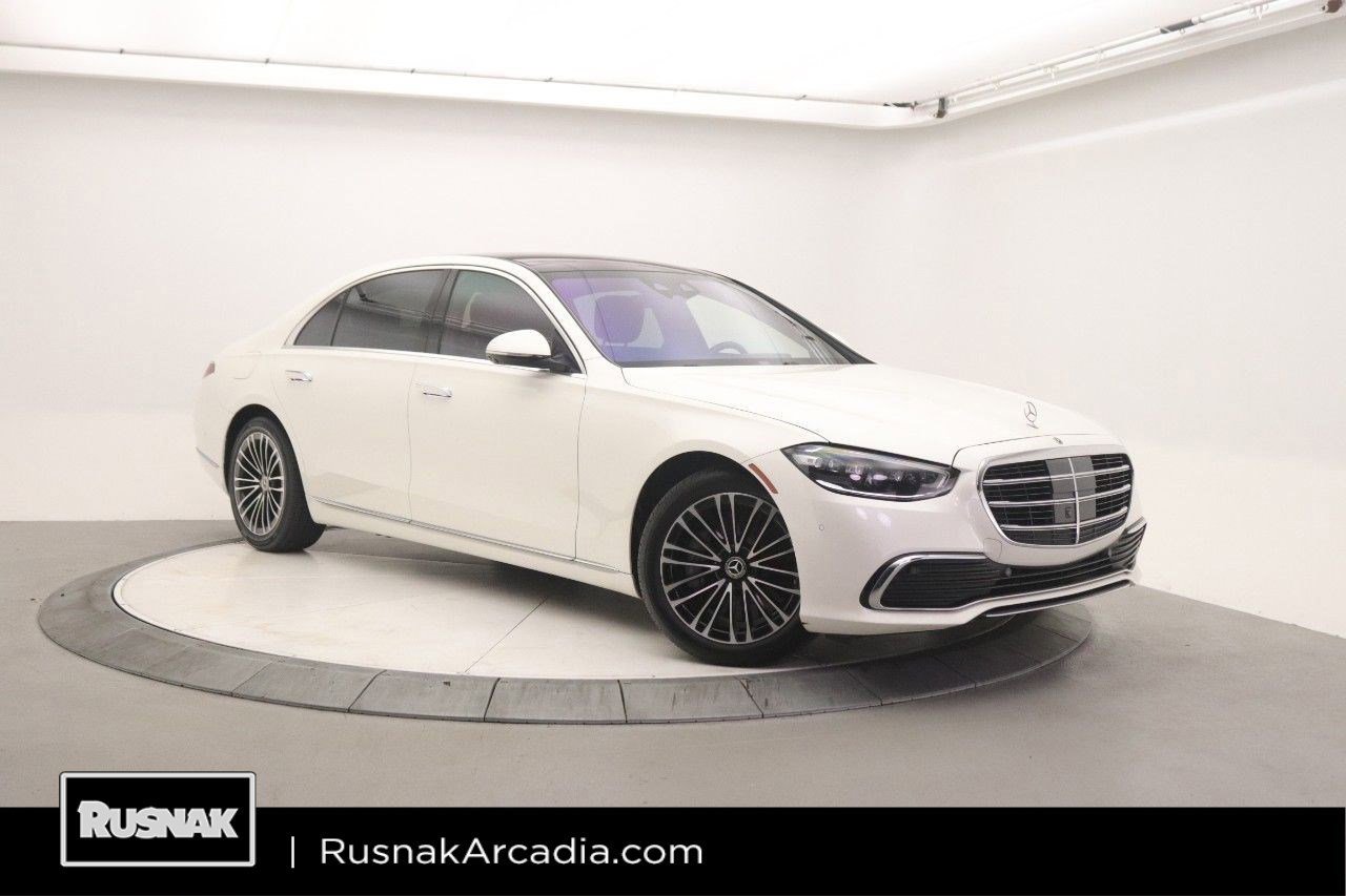 Certified 2022 Mercedes-Benz S 500 4MATIC image 1
